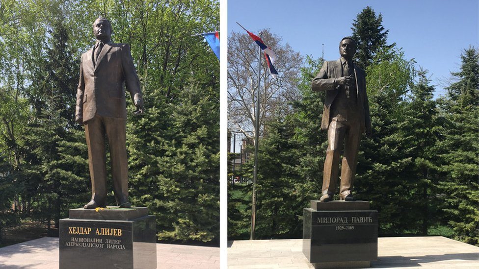 Spomenička zbrka: Od minijaturne Gagarinove glave do nevidljivog Vorhola 4 Spomenici Hejdaru Alijevu i Miloradu Paviću autora Natiga Alijeva na Tašmajdanu