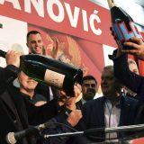 Zapad ujedinio Vučića i Đukanovića 11