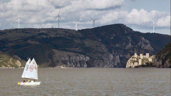 Đaci i stranci okupirali tvrđavu 1