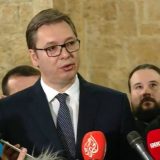 Vučić: Ne bavim se puškama kao Tači 11