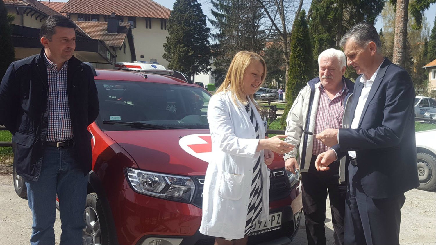 Opština Čajetina donirala vozilo Domu zdravlja 1