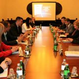 Ministarstvo za rad i UNHCR za bolje uslove života migranata 7