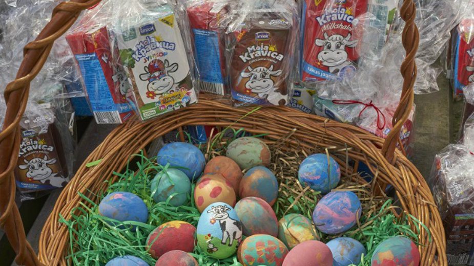 Moja Kravica ulepšala uskršnje praznike mališanima 1 Moja Kravica ulepšala uskršnje praznike mališanima 1