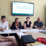 Deli li eko-novinarstvo sudbinu celog esnafa ili ... 13