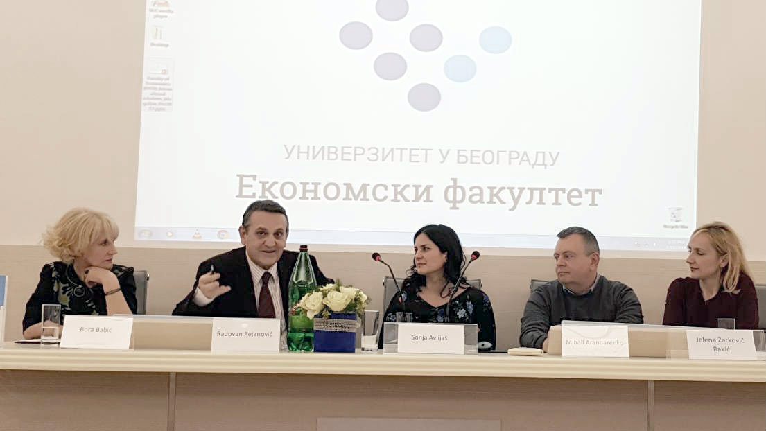 Žene nisu samo majke 1 Žene nisu samo majke 1