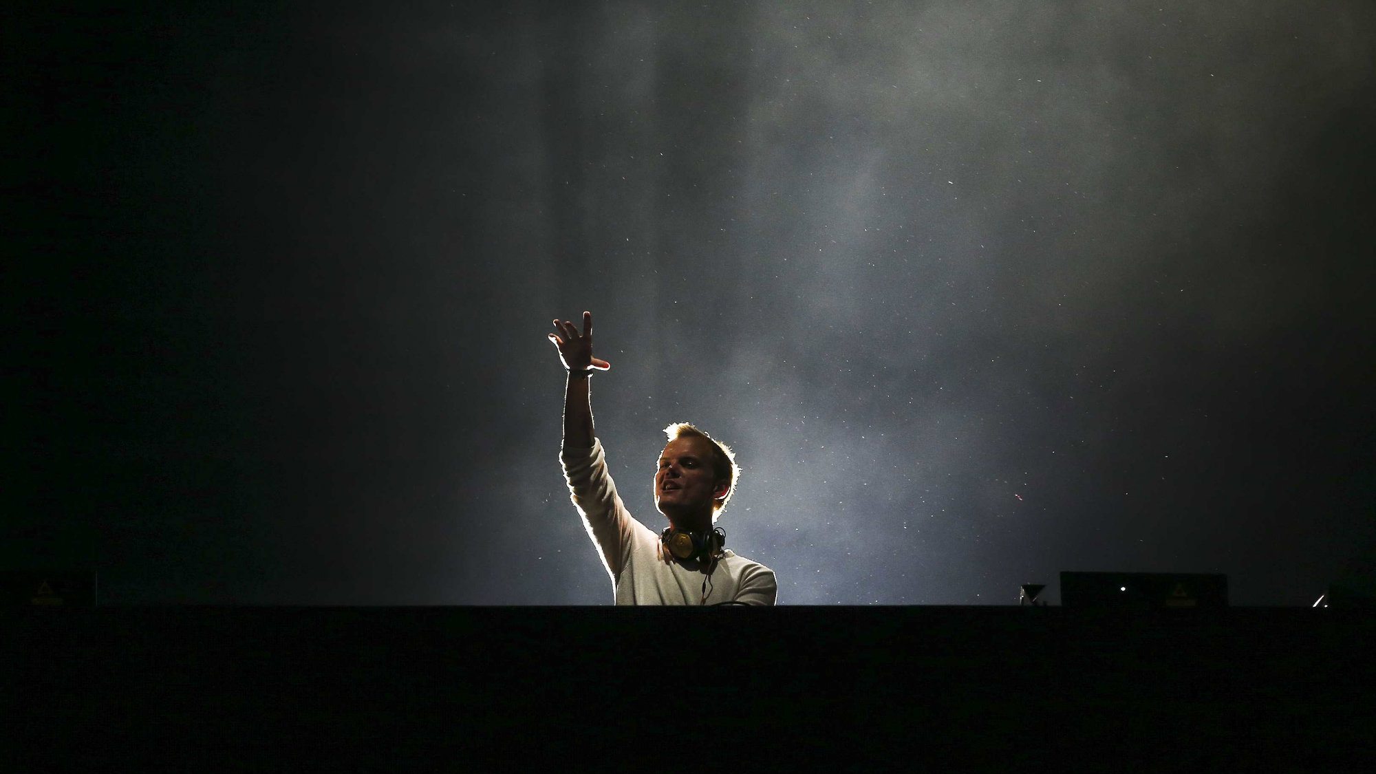 Iznenada preminuo DJ Avicii 1