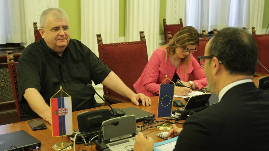 Čanak s Fabricijem o izveštaju 1