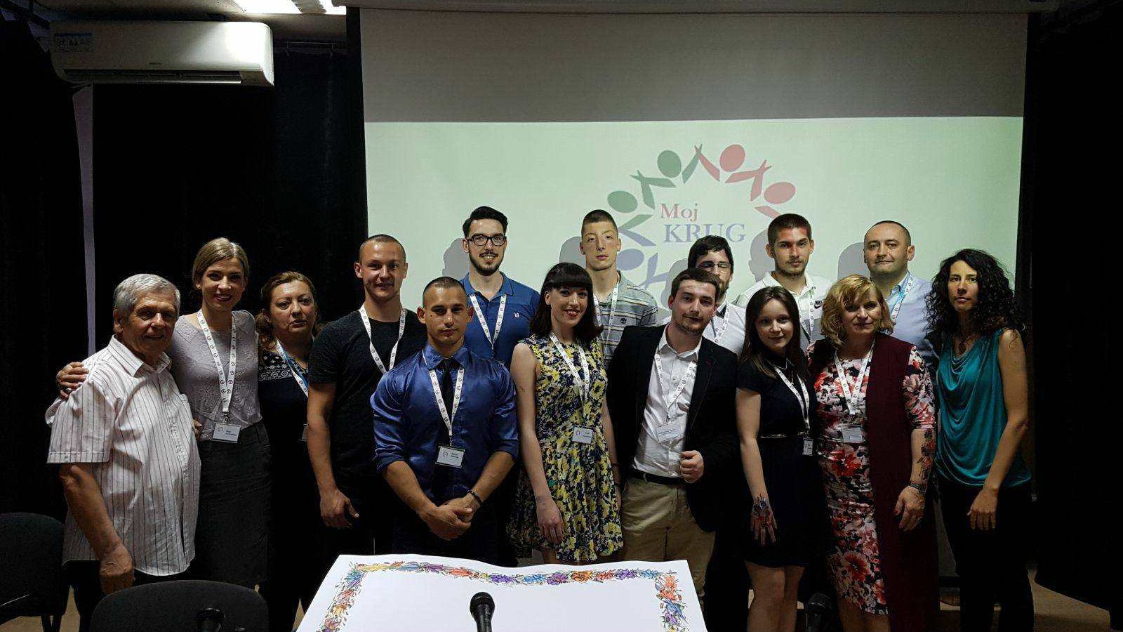 Osnovano prvo udruženje mladih koji su odrasli bez roditeljskog staranja 1 Osnovano prvo udruženje mladih koji su odrasli bez roditeljskog staranja 1