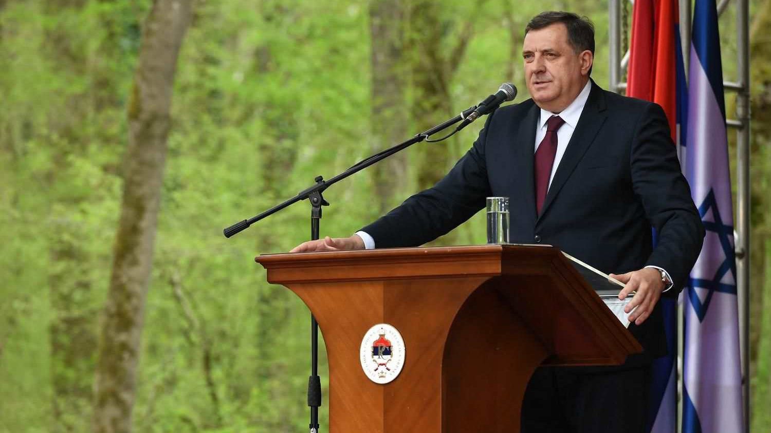 Dodik: Tražiću da se poništi Izveštaj Komisije za Srebrenicu 1
