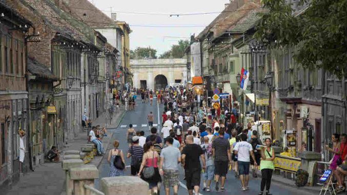 Predlozi o uređenju Petrovaradina 1 Predlozi o uređenju Petrovaradina 1