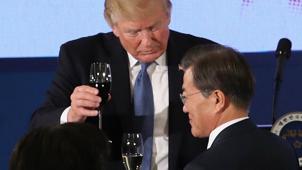 Mun: Trampu dodeliti Nobelovu nagradu za mir 1