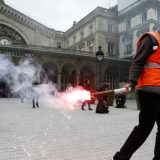 Štrajkovi izazov za Makrona 9