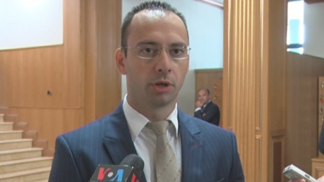 Simić: Haradinajeva ostavka još nije zvanična, izbori u septembru 1