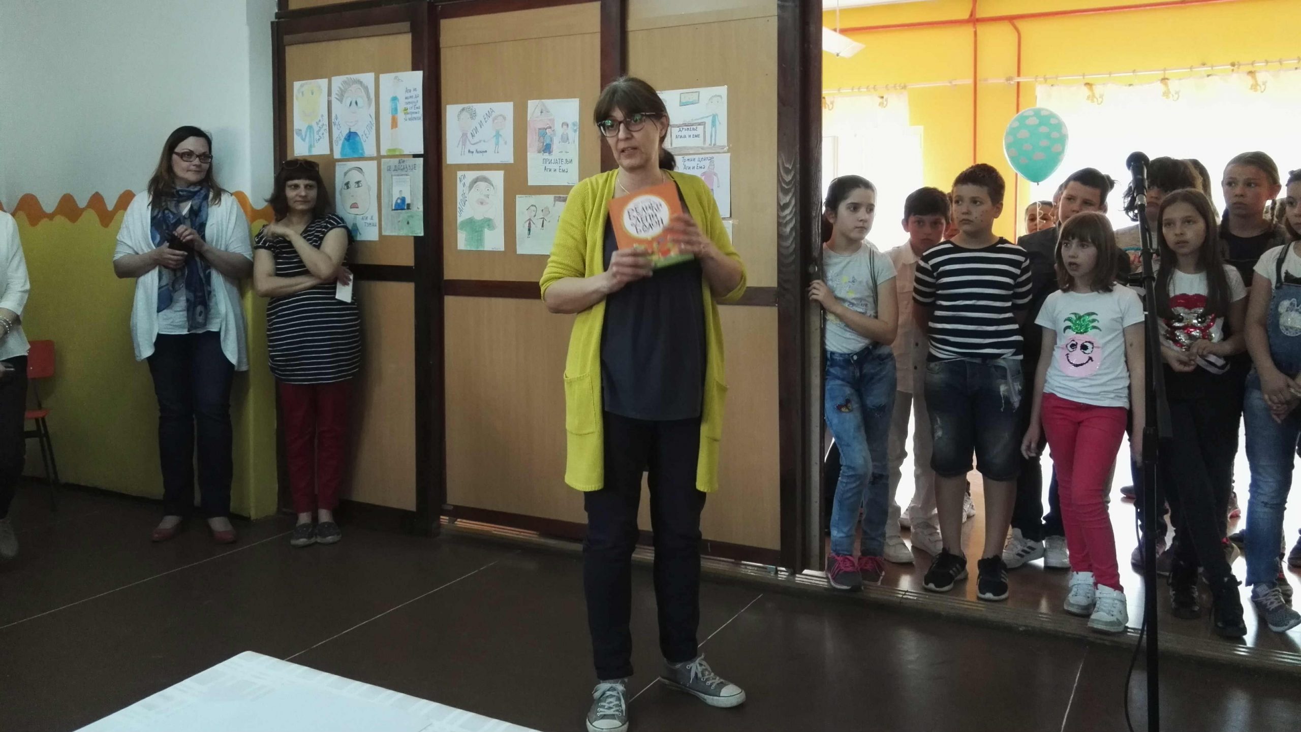 Da mi pesnici, čujemo decu i ona nas 1