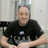 Politika nije moj fah - ja se bavim ljubavnim pjesmama 11