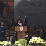 Sahranjena Vini Mandela (FOTO) 1