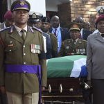 Sahranjena Vini Mandela (FOTO) 10