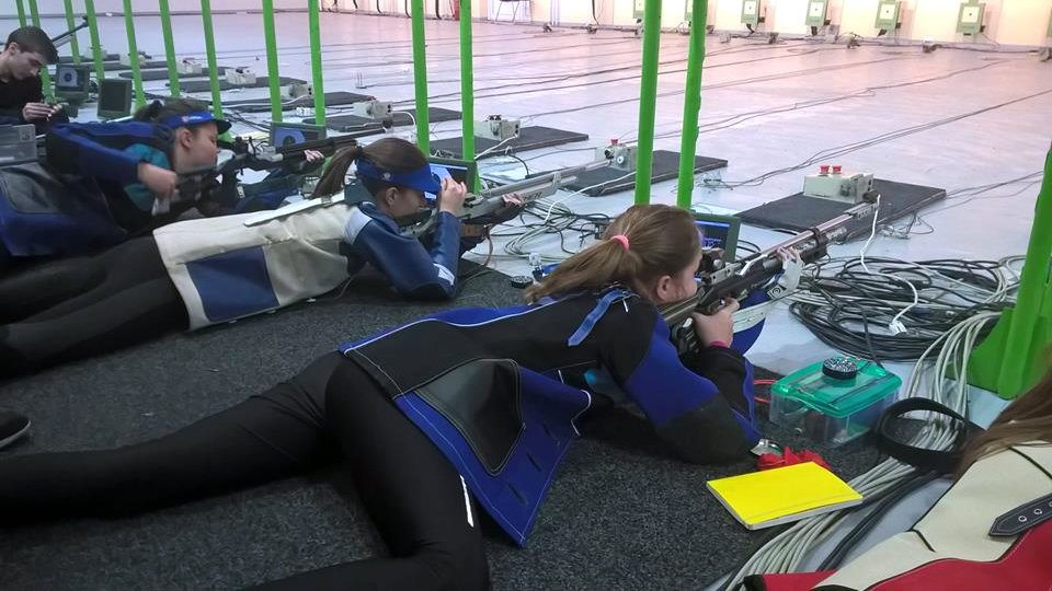 Srpski kadeti isprobali trostav vazdušnom puškom 1