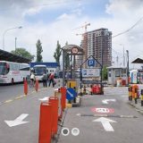 Kragujevac: Trojicu radnika parking službe napala grupa mladića 9
