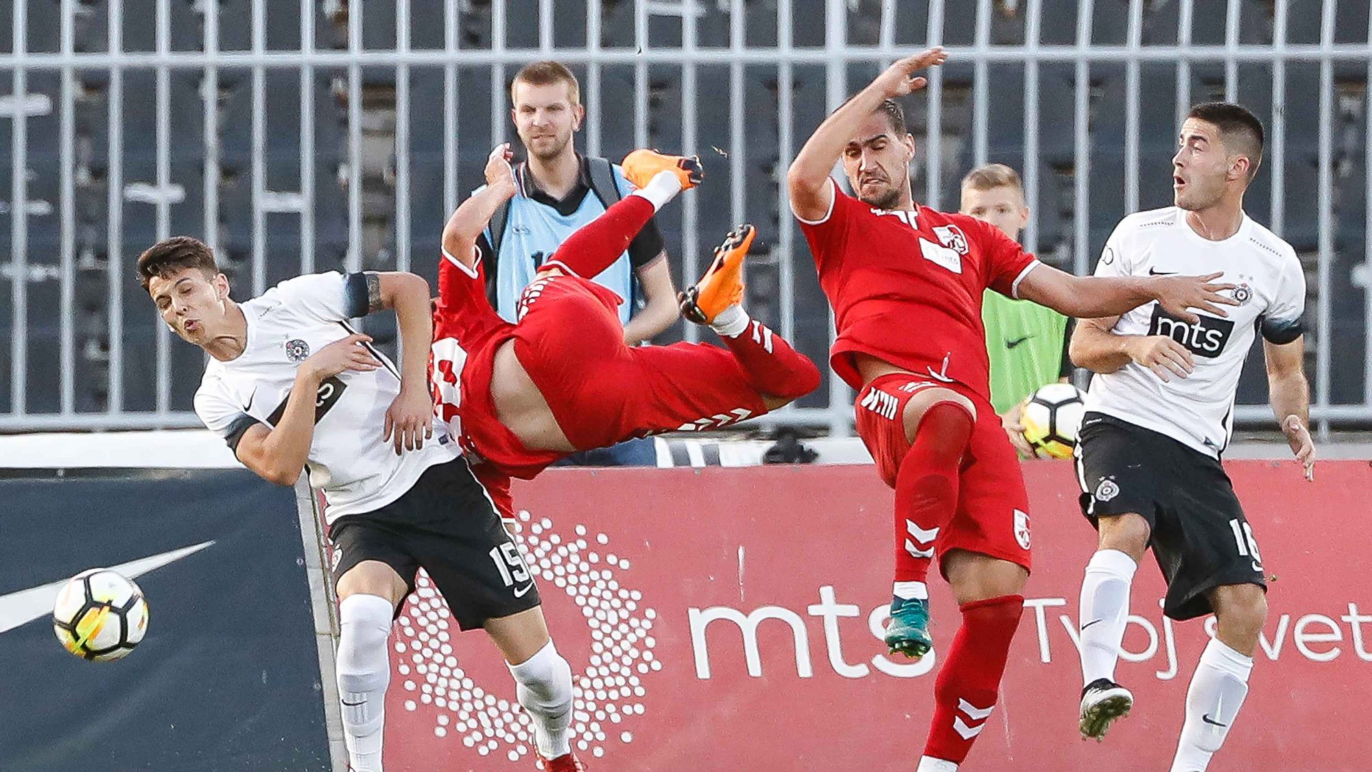 Partizan "ipak" na Radnički 1