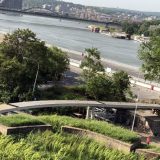 Postavljen čelični most preko Bulevara vojvode Bojovića 10