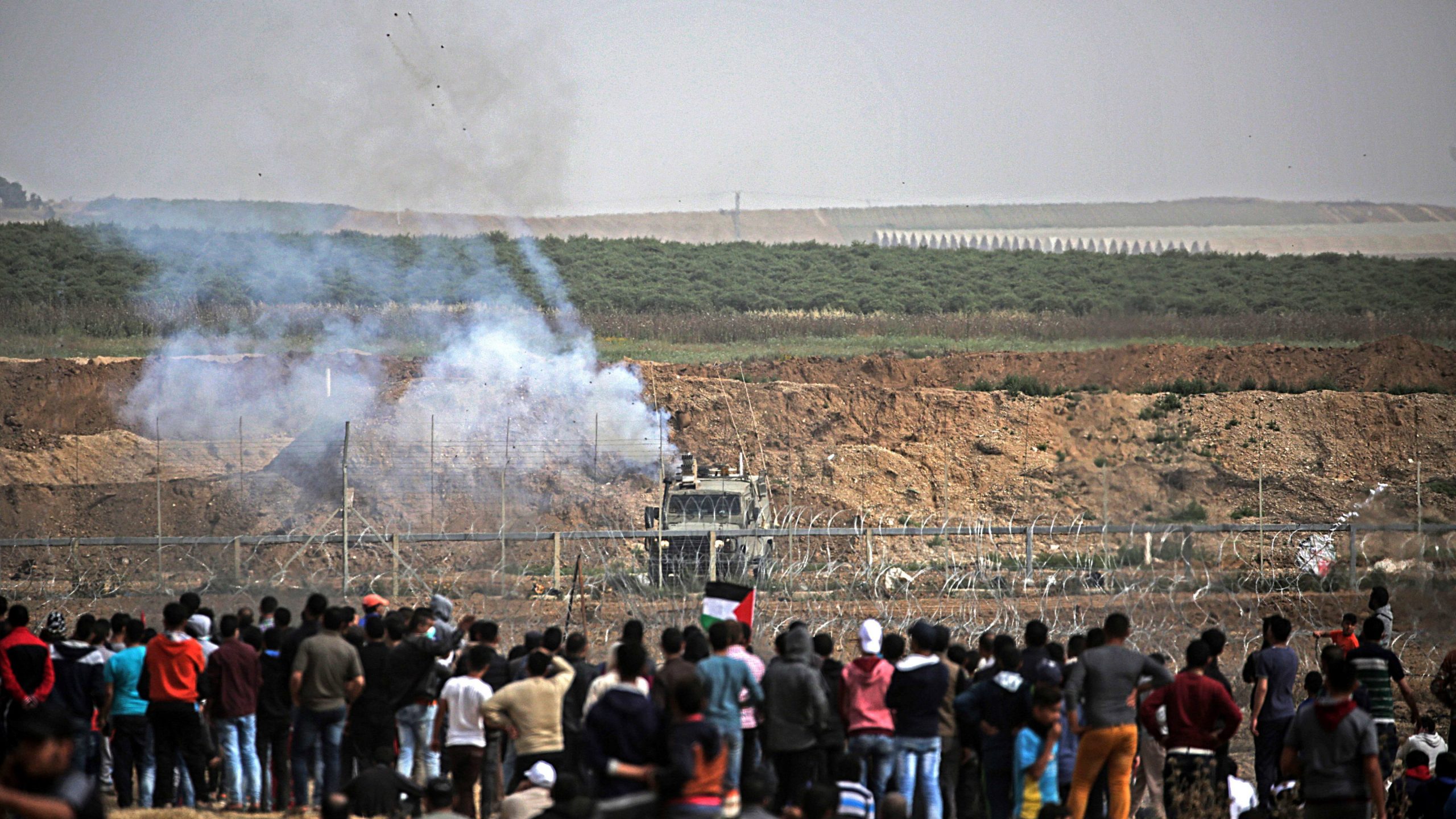 Masovni protest na granici Gaze, četvoro ubijeno (FOTO) 1