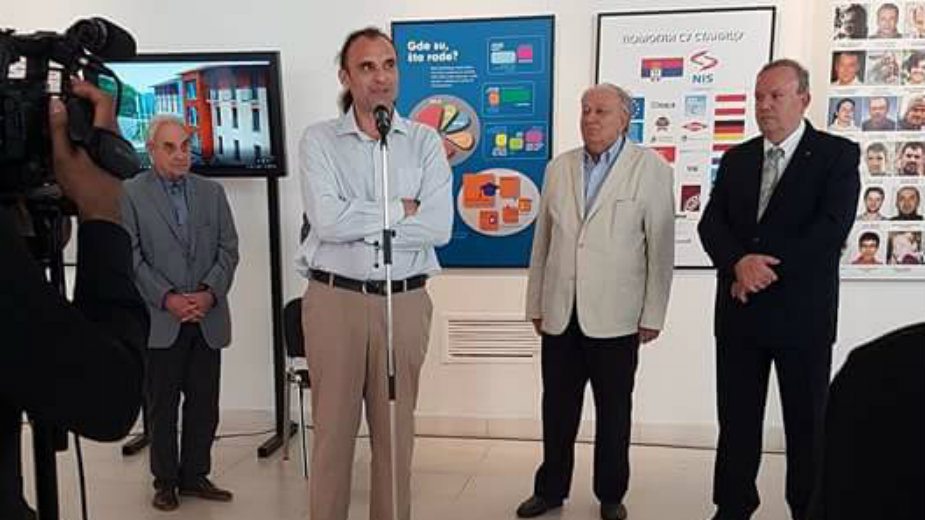 Petnica: Otvorena izložba u Beogradu 1 Petnica: Otvorena izložba u Beogradu 1