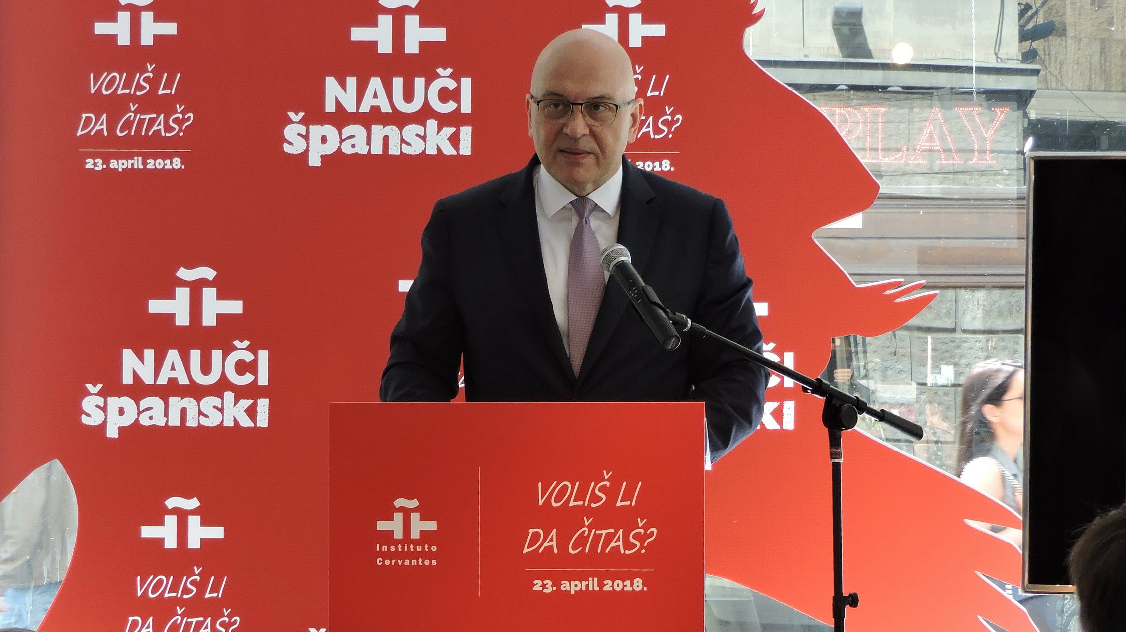 Ministar čitao dela Andrića i Dučića 1