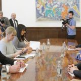 Soroš "spona" između Vučića i Rame? 6