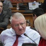 SNS želi da sačuva svog političkog oca 7