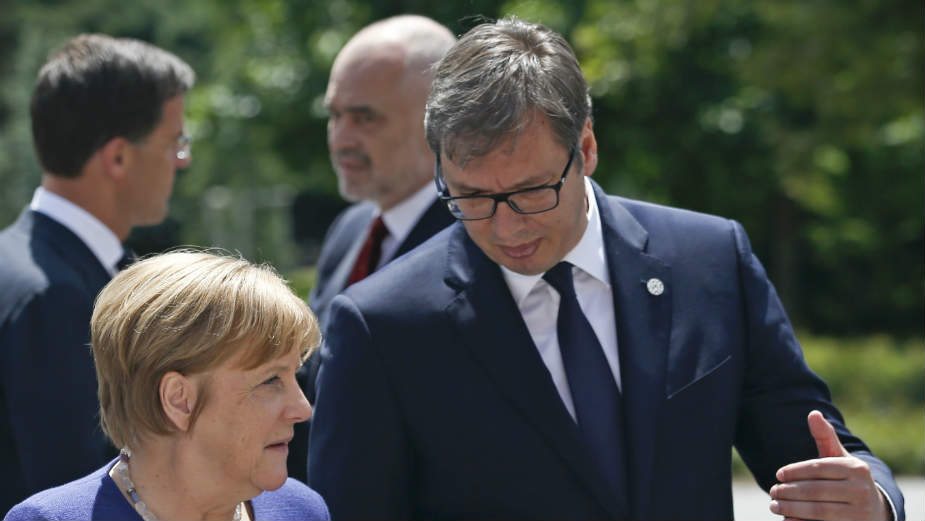 Vučić obećao nastavak reformi 1