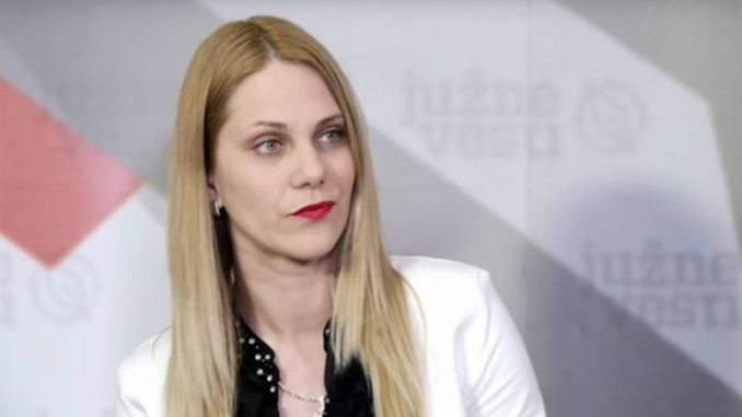 Neposlušna odbornica dobila otkaz 1