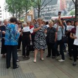 Održan protest protiv nacrta zakona o "nestalim bebama" 8
