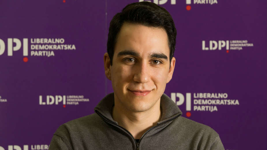 Kolaboracija nekadašnjih saboraca sa Šešeljem 1