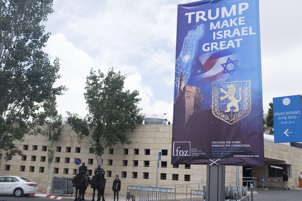 Izraelska policija stoji ispred američkog konzulata koji će postati privremena ambasada SAD u Jerusalimu