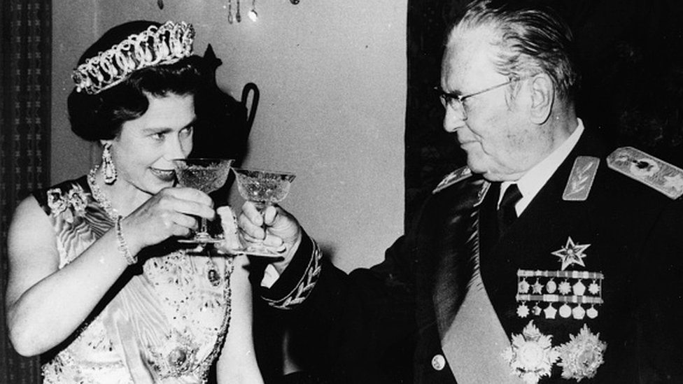 Josip Broz Tito i kraljica Elizabeta u Belom Dvoru 1972