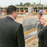 Prve tri zgrade gotove do septembra 13