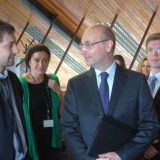 Ambasador Francuske posetio Danas 10