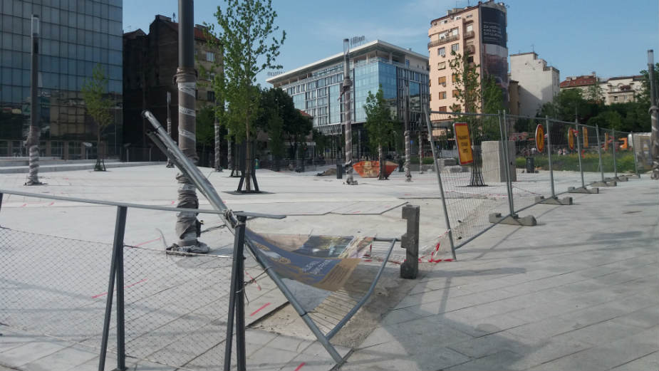 Kasni se sa završetkom platoa na Slaviji, Grad ćuti 1