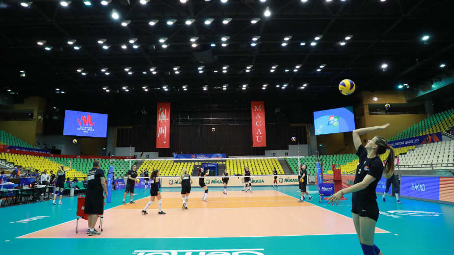 Na startu sa Tajlandom 1