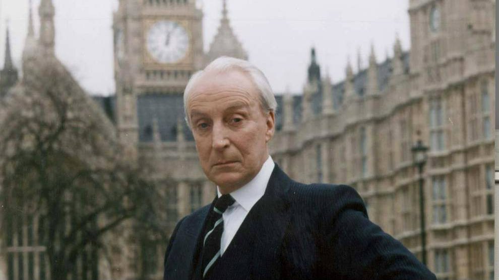 Sam protiv i iznad svih 1 Sam protiv i iznad svih 1