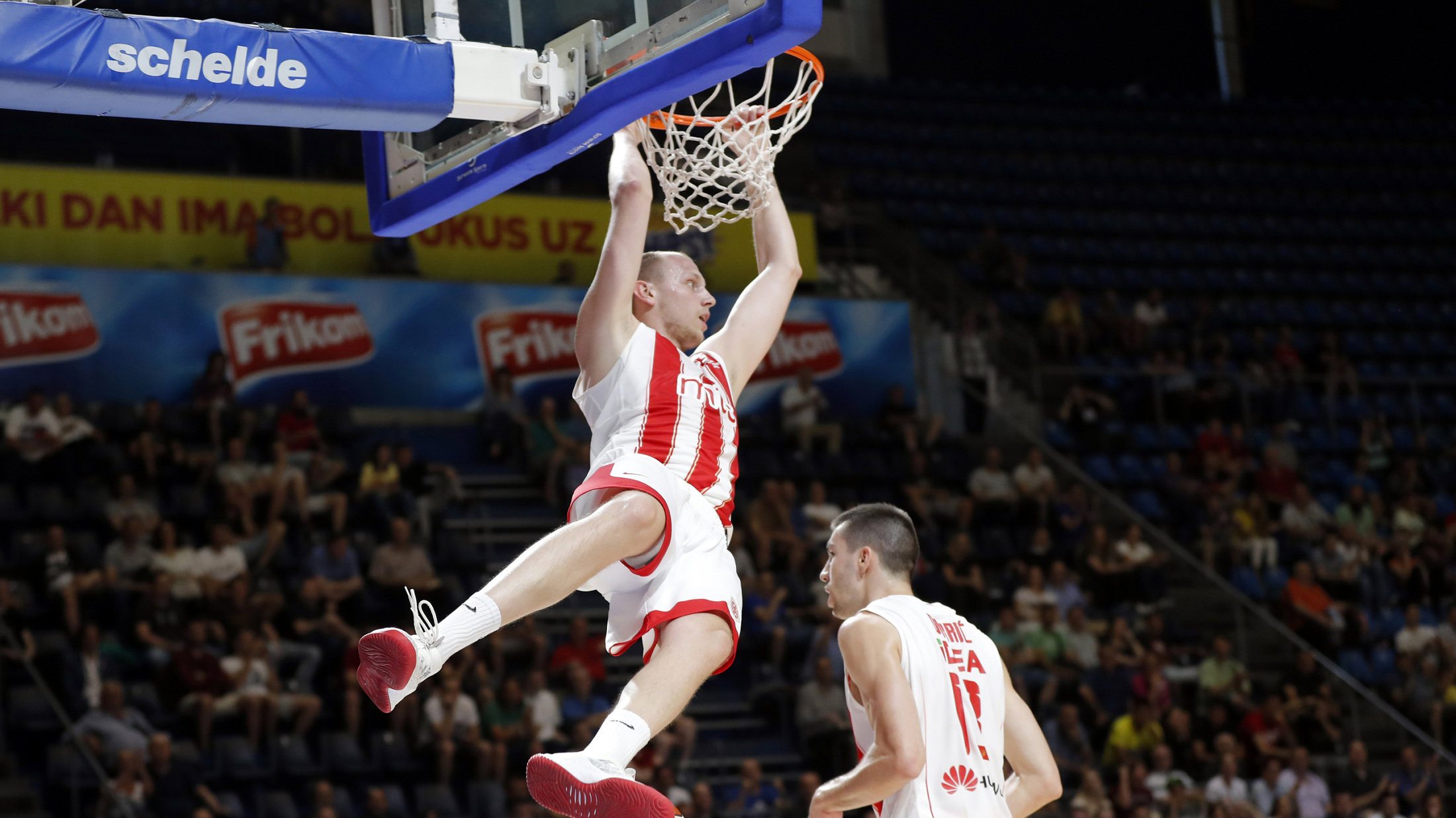 U Zvezdi se ništa bitno ne menja 1