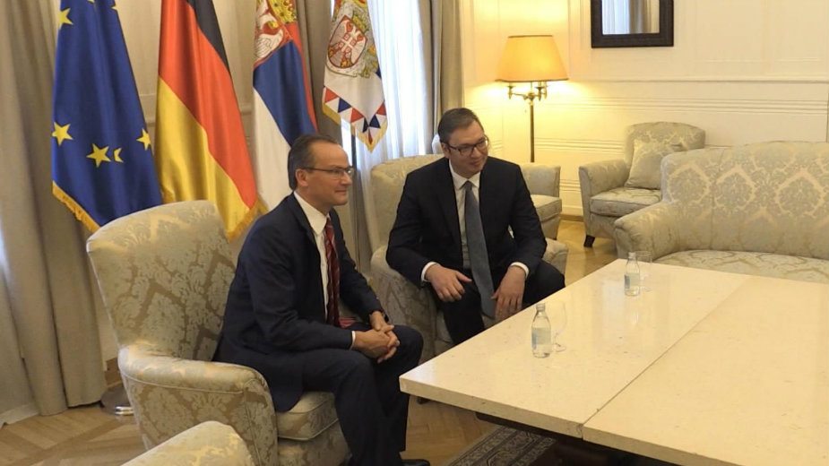 Krihbaum sa Vučićem: Ne želimo novi Kipar 1