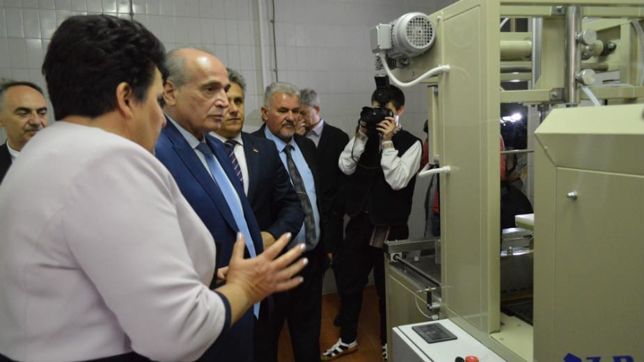 Samoinicijativa je glavni pokretač zadrugarstva 1 Samoinicijativa je glavni pokretač zadrugarstva 1