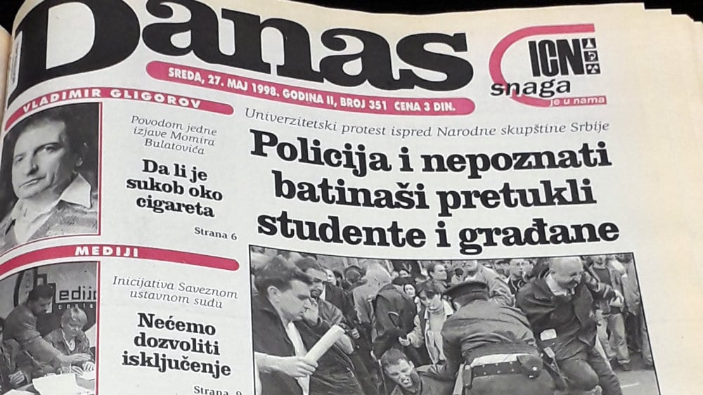 Danas (1998): Zaoštravanje na Kosovu i prebijanje studenata 1