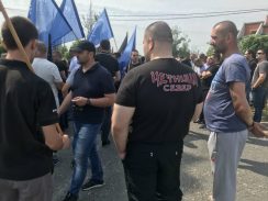Policija sprečila skup u Hrtkovcima, Šešelj održao govor u Jarku (FOTO, VIDEO) 11