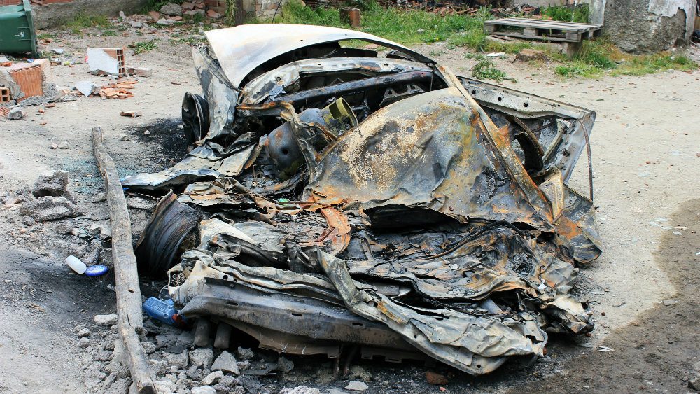 Dimne zavese: makedonski špijunski triler 2