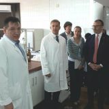 Trivan i Fabrici obišli laboratoriju za analizu vode, vazduha i zemljišta 12