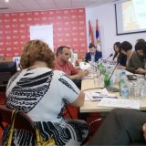 Koliko su lokalne samouprave efikasne u saradnji sa privredom? 9