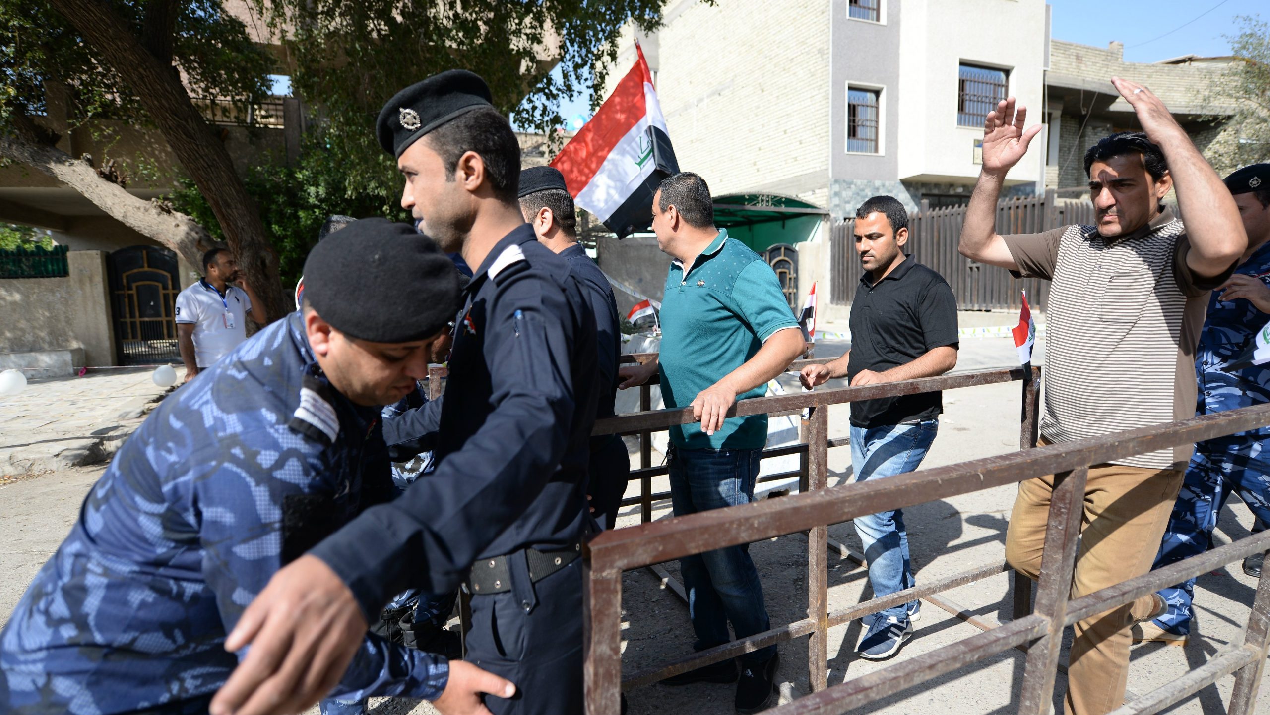 Izbori u Iraku - glasanje uz policijski čas 1